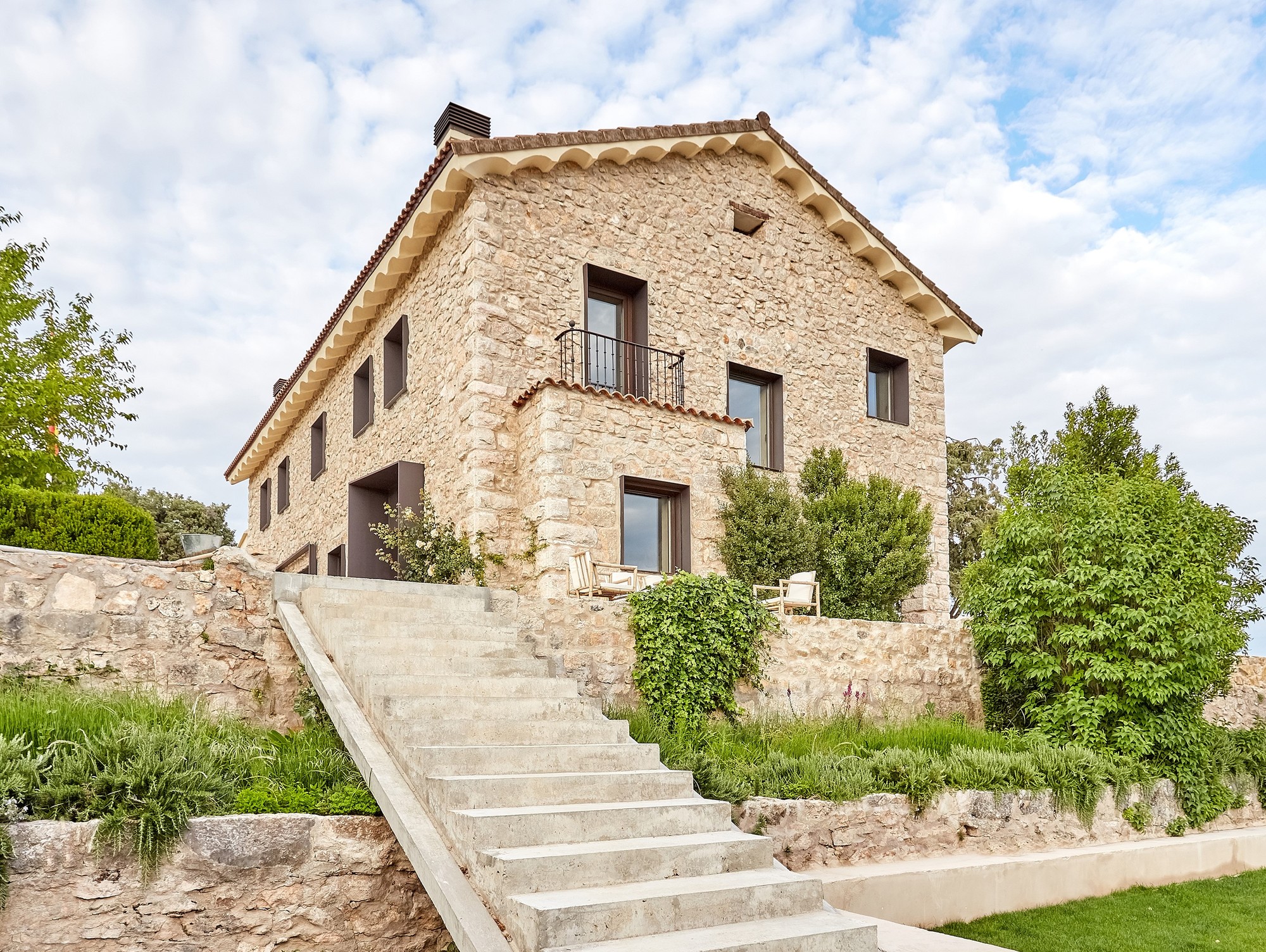 Gallery of Grande House / Lado Blanco Arquitecturas 6