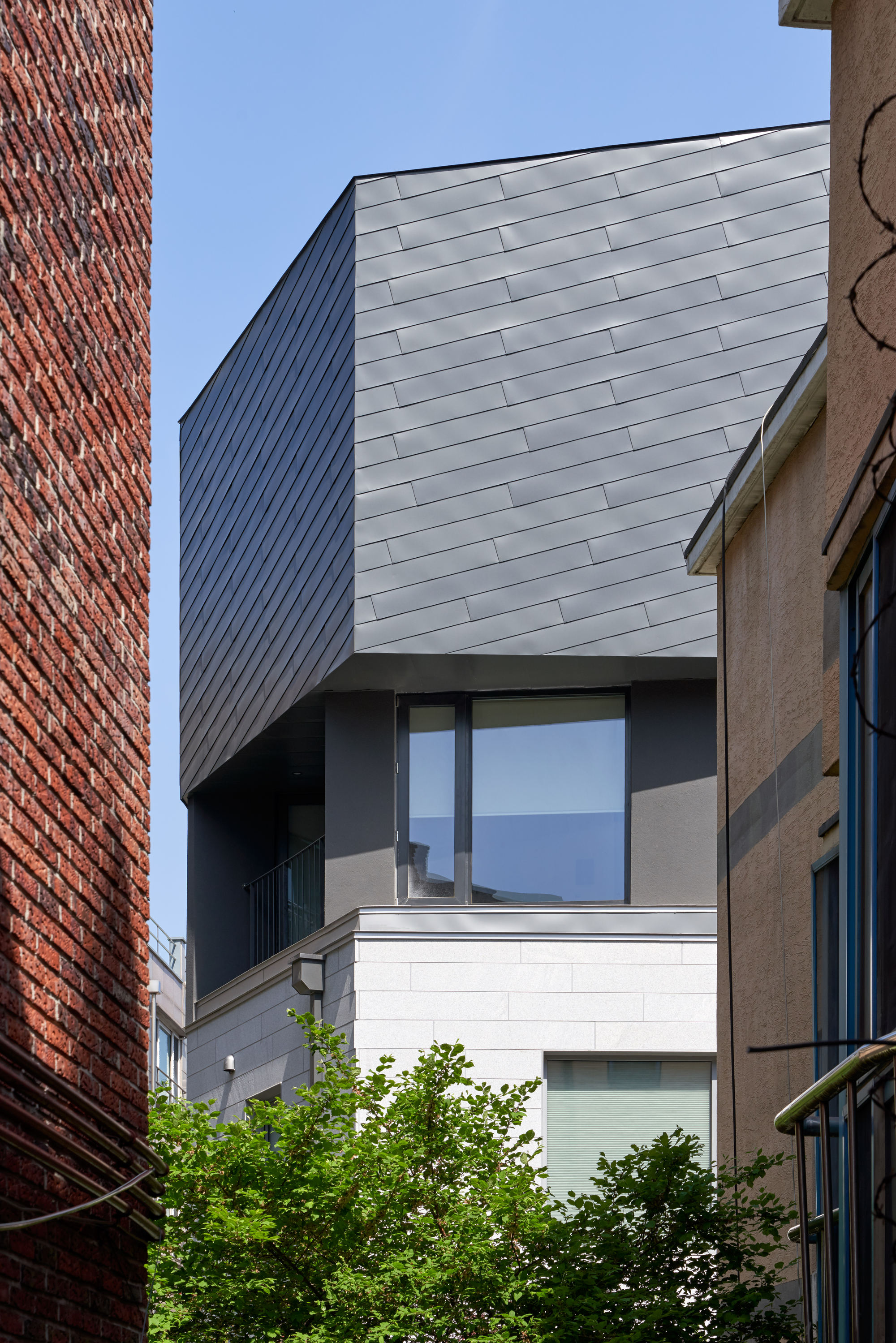 Gallery of Quad House / KIMNAM Architects 20