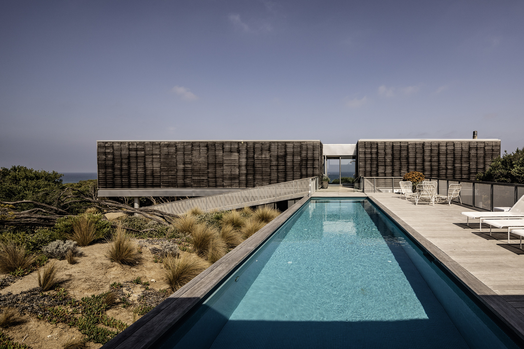 St. Andrews Beach Villa / Woods Bagot ArchDaily