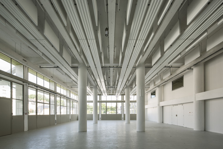 Mame Factory Renovation / Franklin Azzi Architecture - Column
