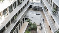 Student Housing Diagonal Besos / MDBA