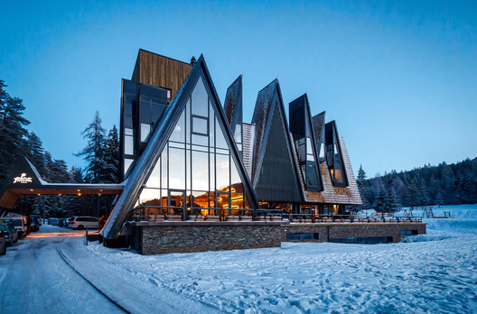 A' Good Architecture Design Award Winners Showcase Integrative Design - Image 2 of 21