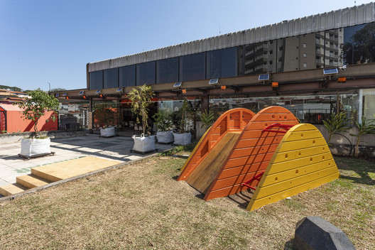 Hortifruti Vila da Terra / Atelier Marko Brajovic + Daniela Ruiz Hortifruti Vila da Terra / Atelier Marko Brajovic + Daniela Ruiz - Image 17 of 45
