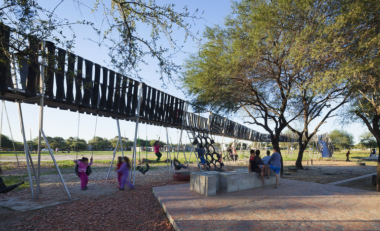 How to build cities for children in 14 steps - Image 1 of 9