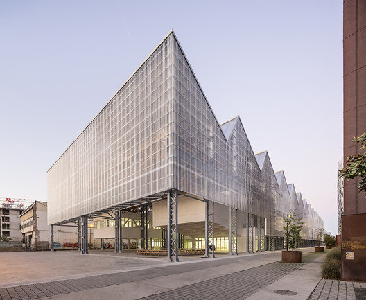 (De)industrial Architecture: 8 Projects That Redefine the Space of the Machine (De)industrial Architecture: 8 Projects That Redefine the Space of the Machine - Image 6 of 9