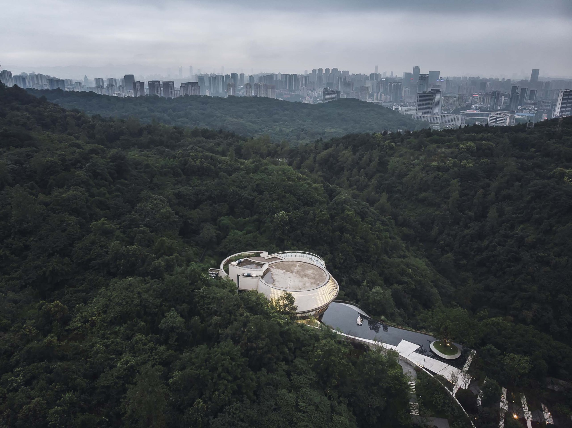 Galeria de The LOOP / LWK + PARTNERS - 8