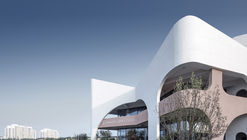 Bright & Bay Food / BENJAI Architectural Design