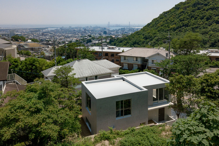 House in Ashiya / Kazunori Fujimoto Architect & Associates - Windows, Facade