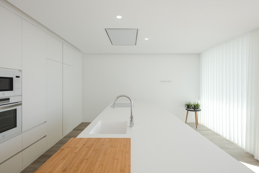 Casa Argivai / Raulino Silva - Bancada