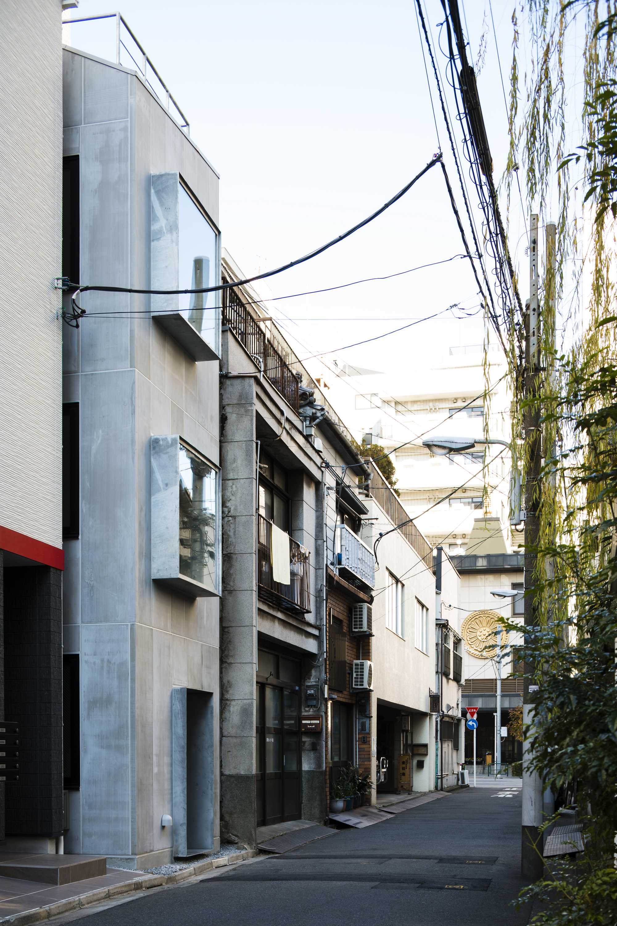 Galer a De Casa Compacta En Kuramae Kawakubo Tomoyasu Architects Galer a De Casa Compacta En Kuramae Kawakubo Tomoyasu Architects
