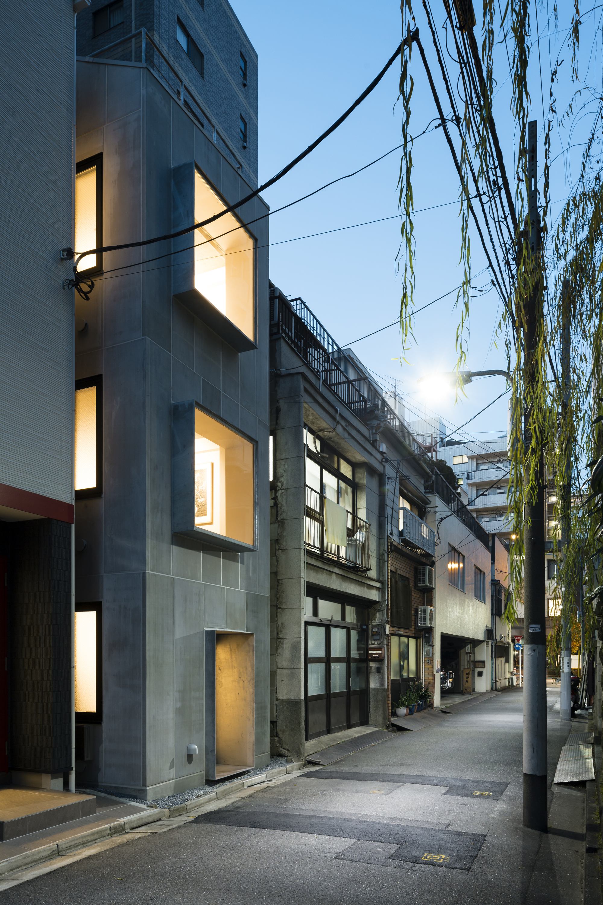 Galer a De Casa Compacta En Kuramae Kawakubo Tomoyasu Architects Galer a De Casa Compacta En Kuramae Kawakubo Tomoyasu Architects