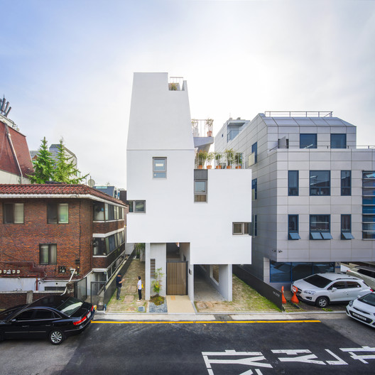 Stay_Soar Housing / studio_suspicion - Image 19 of 55