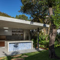 Residência PK    / Reinach Mendonça Arquitetos Associados - Casas, Jardim, Fachada, Escada