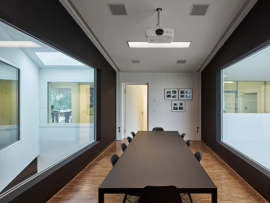 Swiss Cinémathèque / EM2N - Image 12 of 24