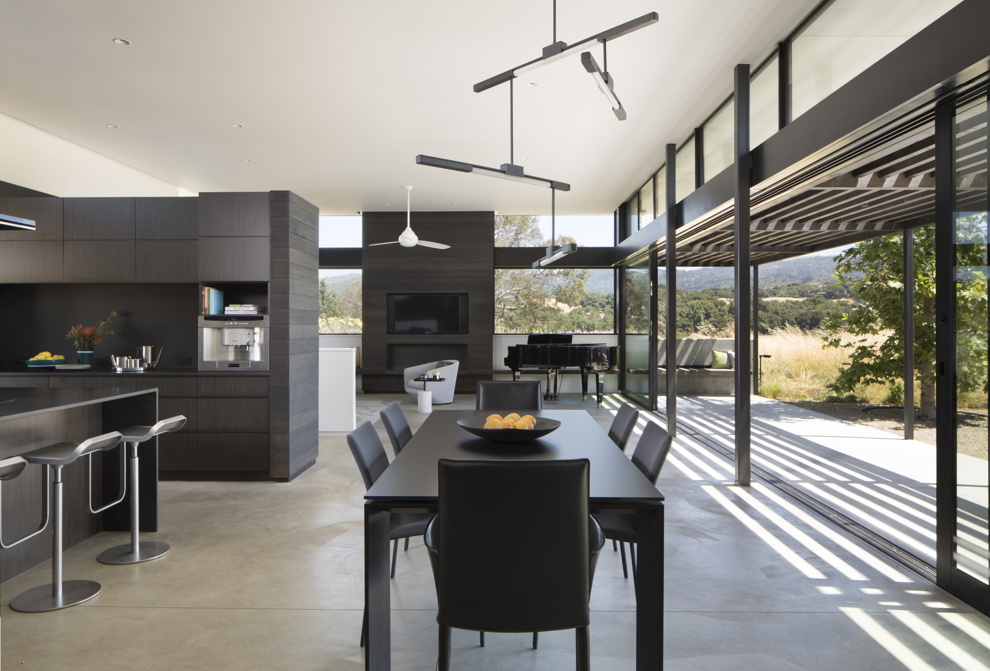 Gallery of The Meadow Home / Feldman Architecture 14