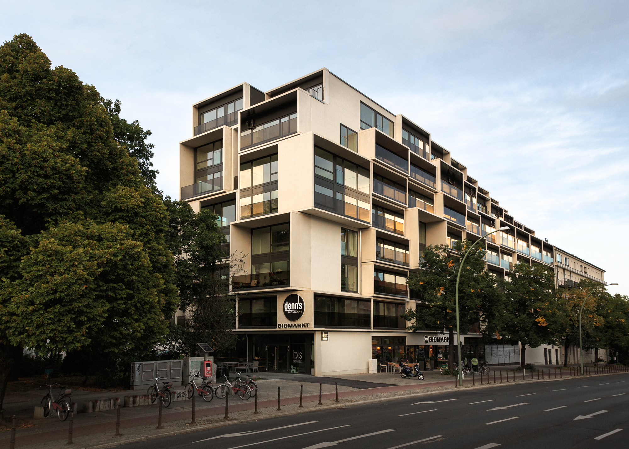 Gallery of Paragon Apartments / GRAFT 11