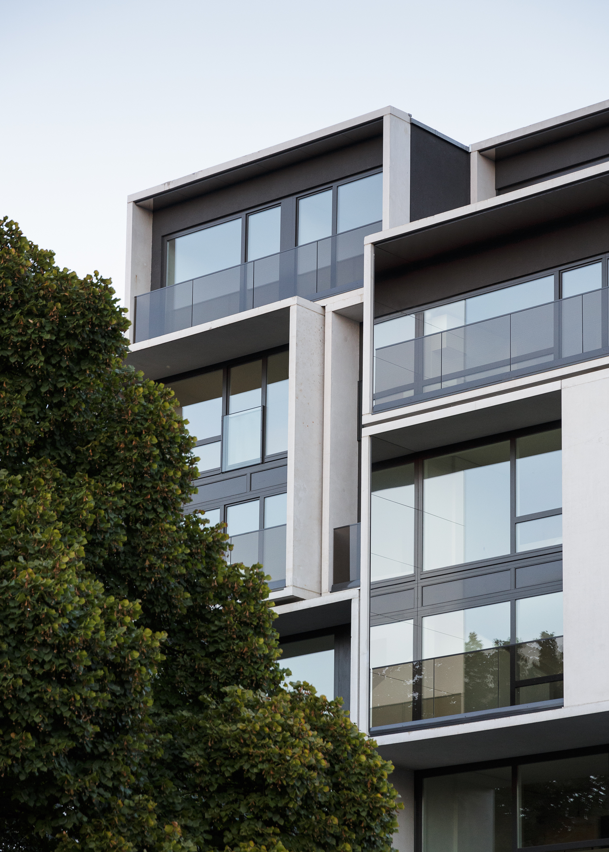 Gallery of Paragon Apartments / GRAFT 19