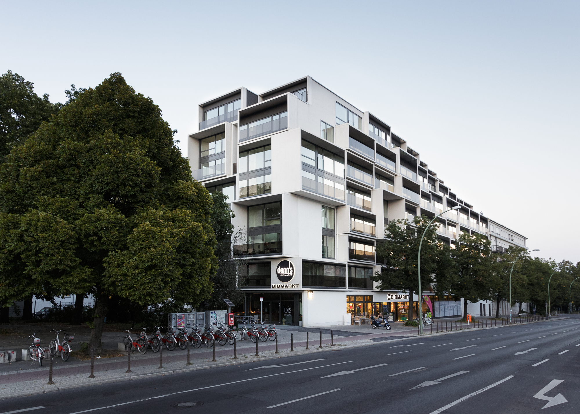 Gallery of Paragon Apartments / GRAFT 6