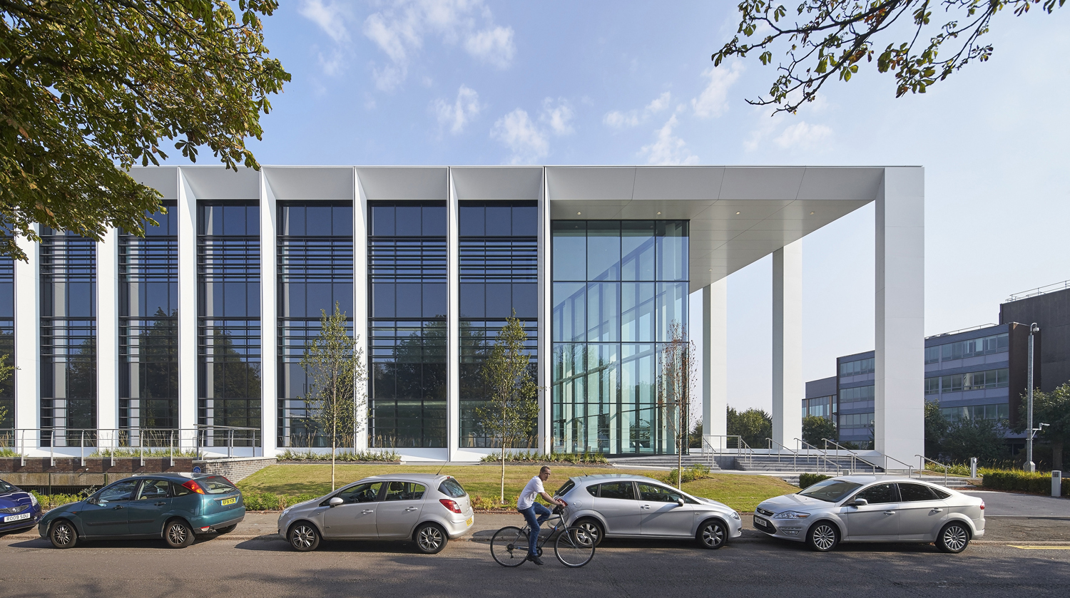 Gallery of 234 Bath Road Office Building / Flanagan Lawrence 2