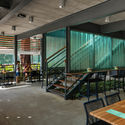 Alameda Restaurant / Biselli Katchborian Arquitetos + Zanatta Figueiredo  - Interior Photography, Table, Chair