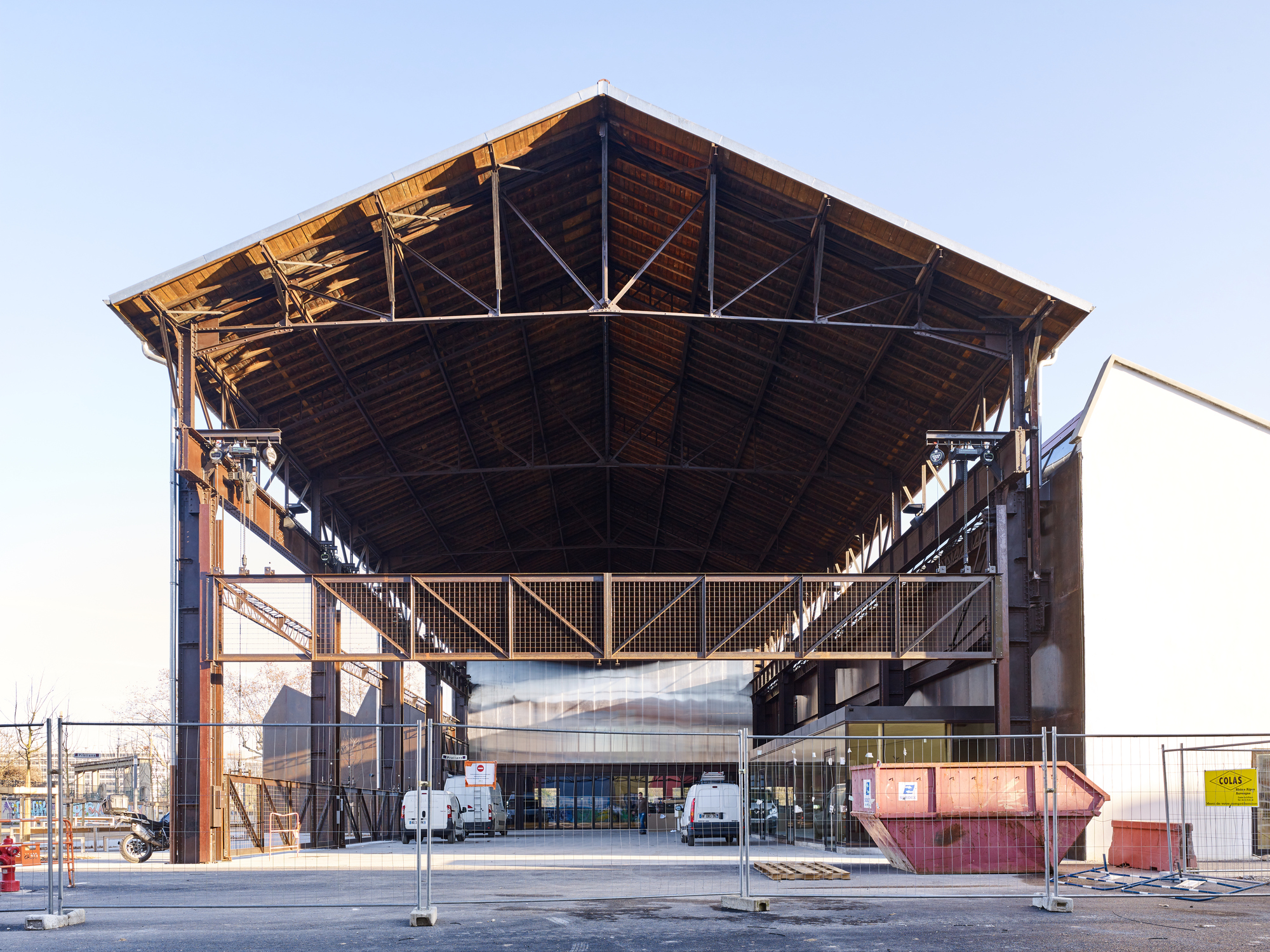 Gallery of Halle Girard Building Renovation / Vurpas Architectes 6