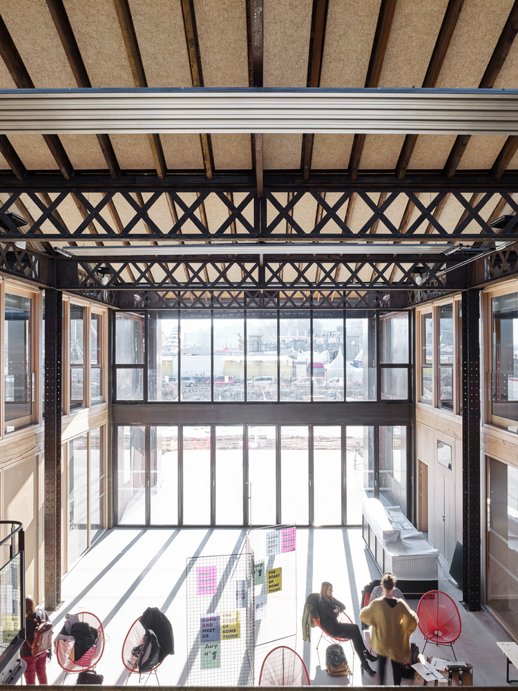 Gallery of Halle Girard Building Renovation / Vurpas Architectes 22