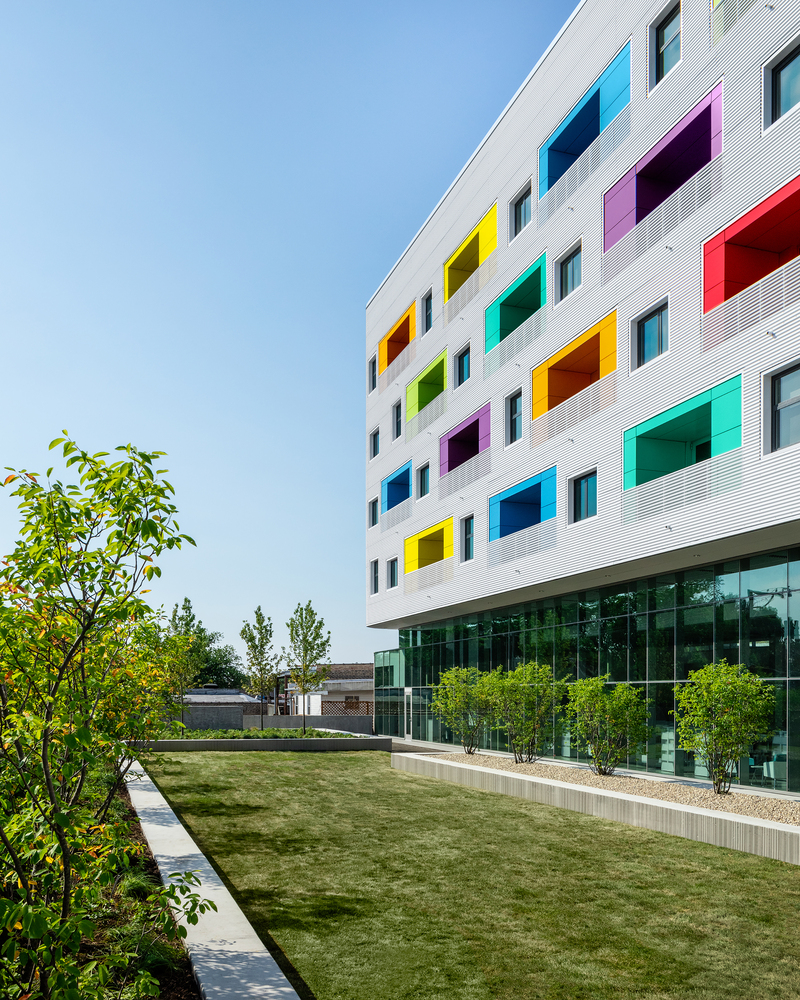 Gallery of Independence Library and Apartments / John Ronan Architects 2