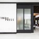 A Cantina do Press / Tellini Vontobel Arquitetura - Restaurantes E Bares, Fachada, Porta, Cadeira