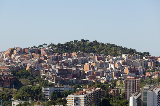 Three projects will be linked to revitalize Tres Turons Park in Spain Three projects will be linked to revitalize Tres Turons Park in Spain - Image 3 of 42