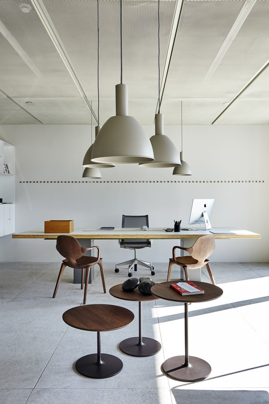 JL Madeira Office / Metro Arquitetos Associados JL Madeira Office / Metro Arquitetos Associados - Image 11 of 16