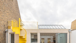 Mile End Road Apartment Refurbishment / Vine Architecture Studio