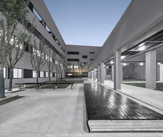 Hefei North City Central Park Primary And Middle School / Shanghai Tianhua Architecture Planning & Engineering - Image 15 of 53