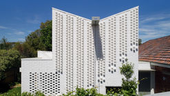 Cascade House / Andever