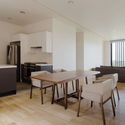 Edificio Vista San Felipe / Daniel López Salgado & Asociados - Apartamentos, Cocina, Puerta, Mesas, Sillas, Encimera
