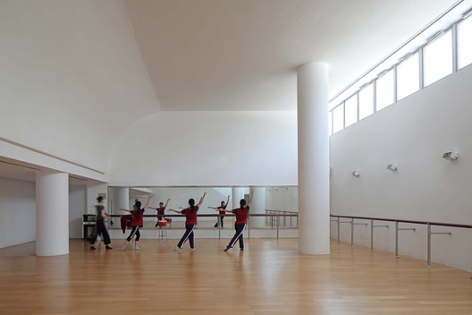 Huandao Middle School / TAO - Trace Architecture Office - Image 28 of 59