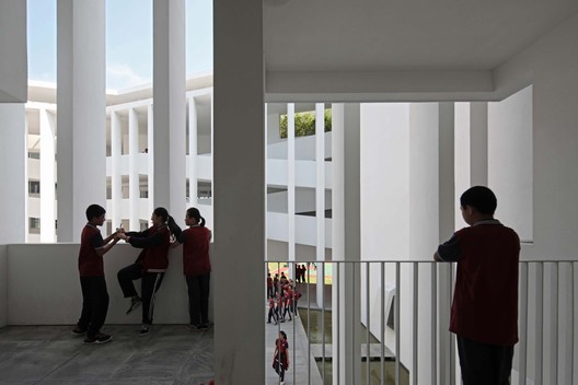 Huandao Middle School / TAO - Trace Architecture Office - Image 7 of 59