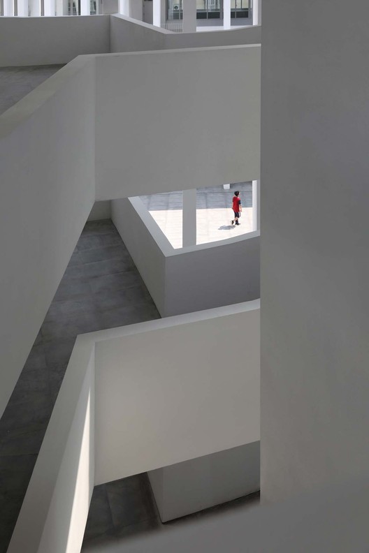 Huandao Middle School / TAO - Trace Architecture Office - Image 22 of 59