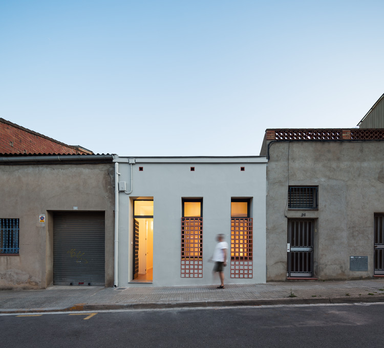 House Renovation Montcada / Hiha Studio - Renovation