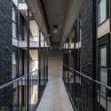 Edificio Rebull 85 / dmp arquitectura - Fachada, Barandas