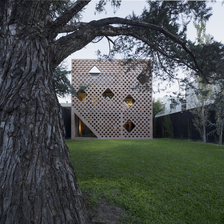 砖屋 / Diego Arraigada Arquitecto - 12 的图像 18