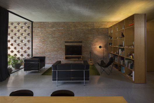砖屋 / Diego Arraigada Arquitecto - 4 的图像 18