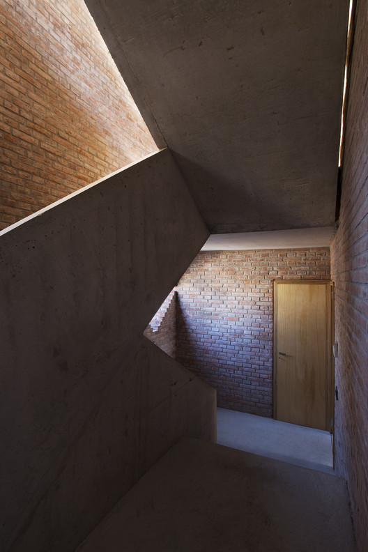 砖屋 / Diego Arraigada Arquitecto - 2 的图像 18