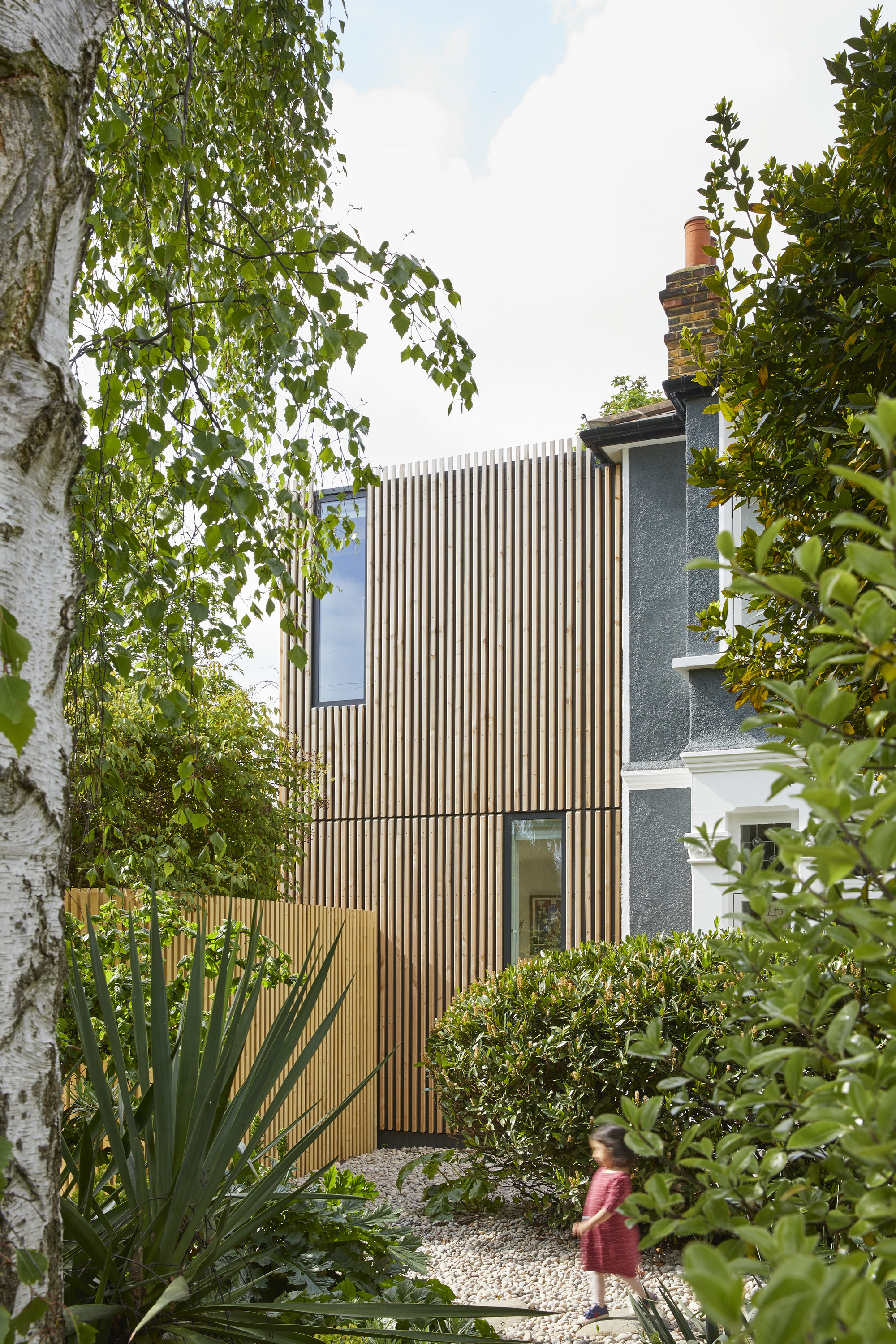 Gallery of Ash House / R2 Studio Architects 7