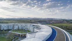 Chongqing Nankai LiangJiang Secondary School / gad