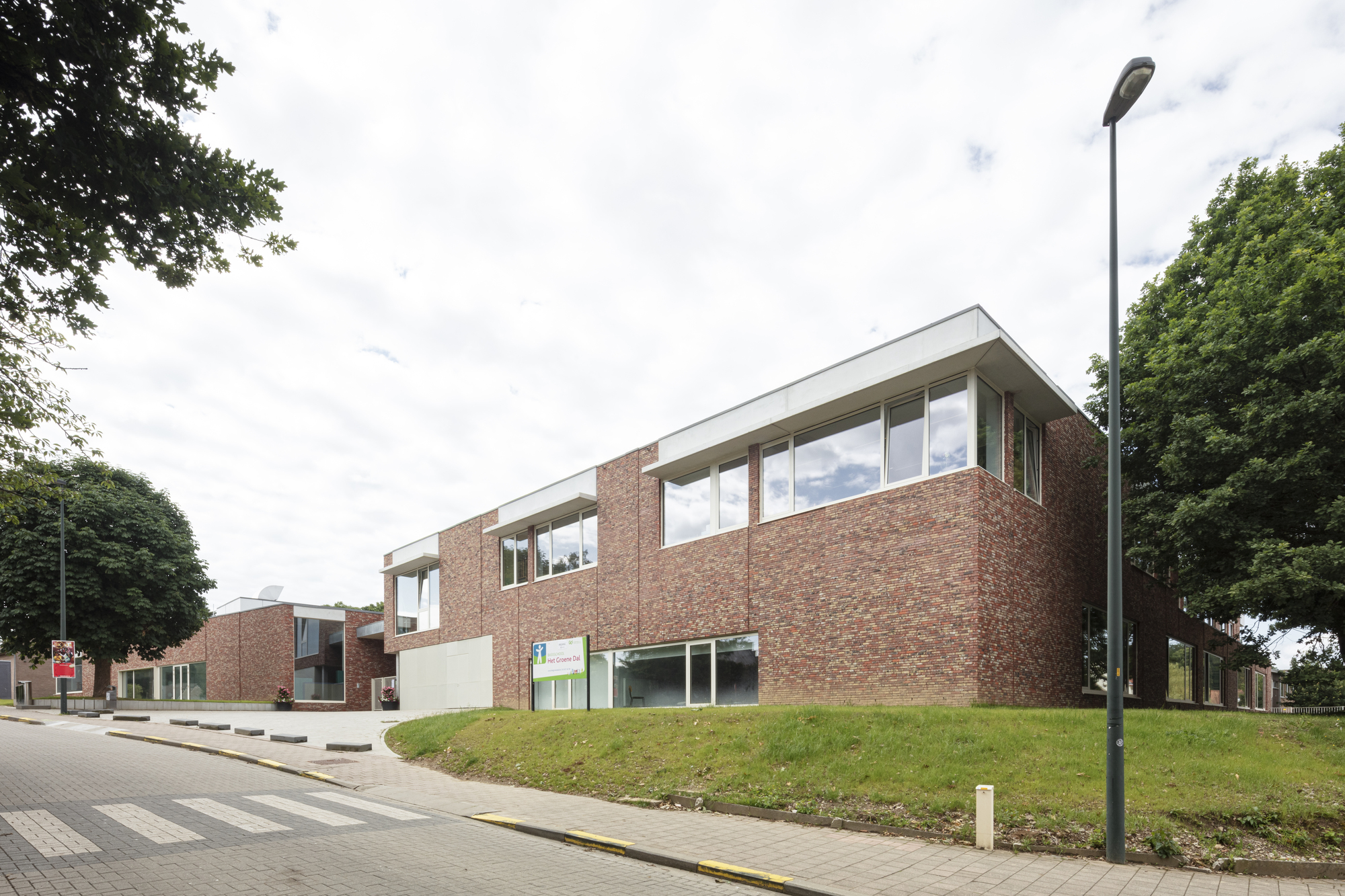 Gallery of The Green Valley School / HASA 7