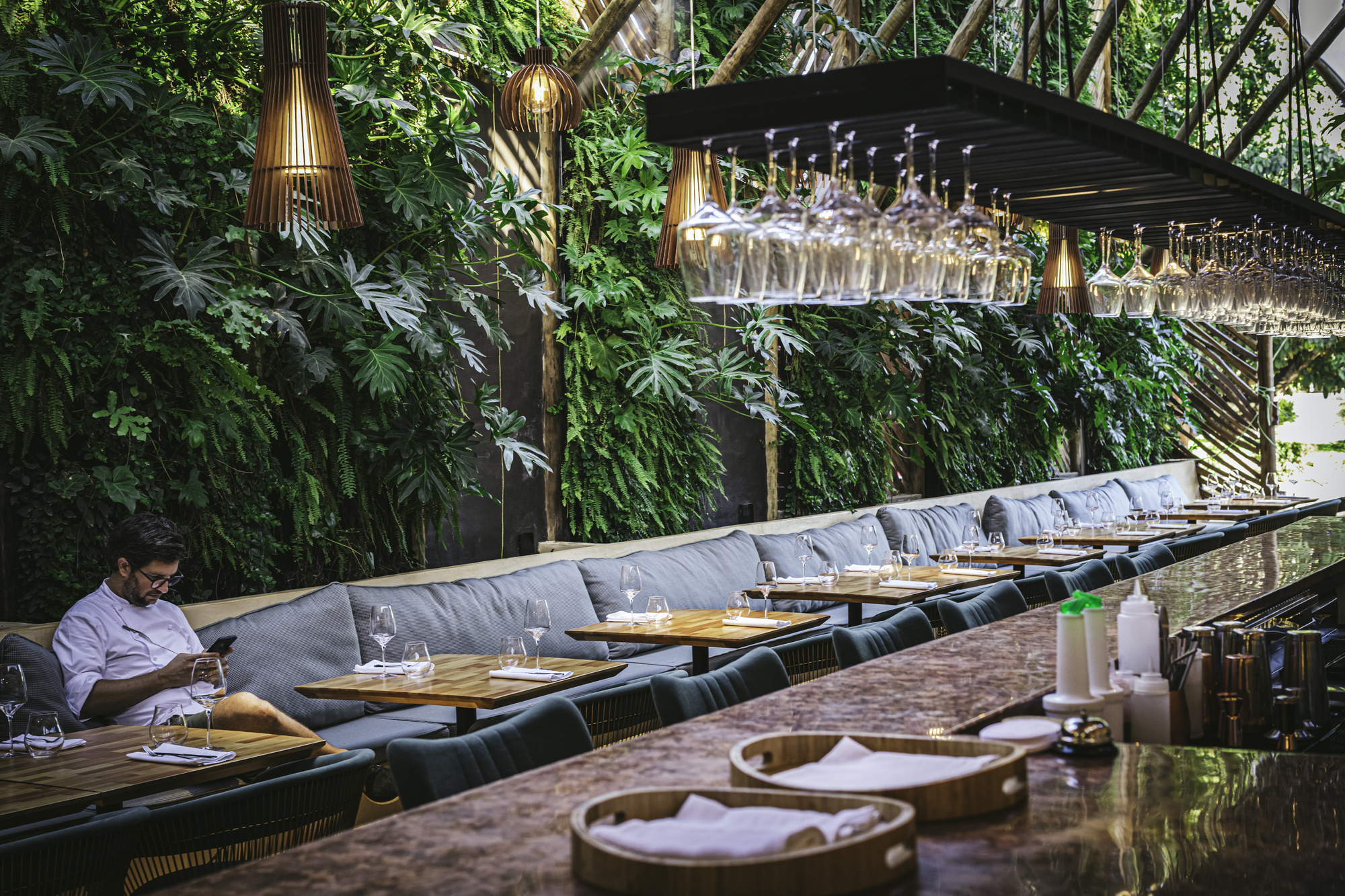 Gallery of Ello Restaurant / Mareines Arquitetura - 2