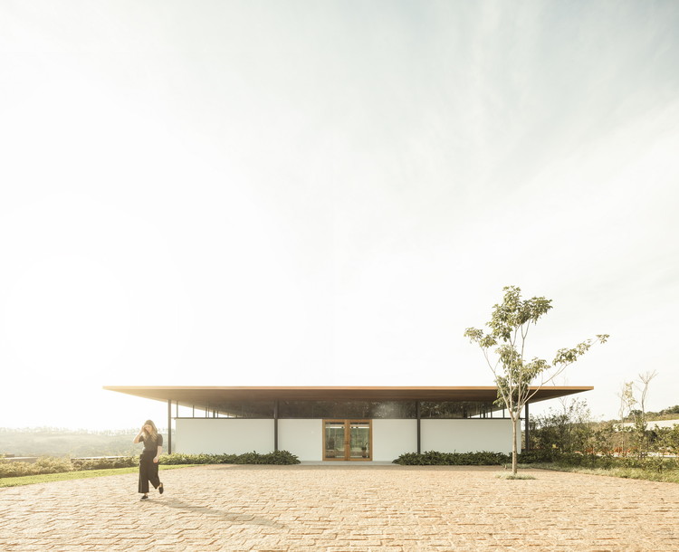 Casa Bela Vista / Bernardes Arquitetura - Imagem 1 de 13