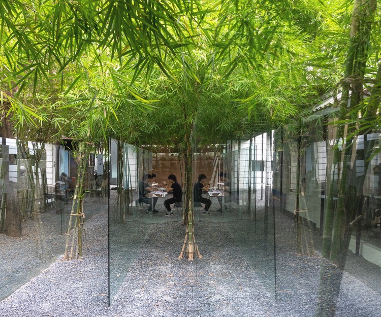 Oficina con un patio de ideas / MIA Design Studio - Más Imágenes