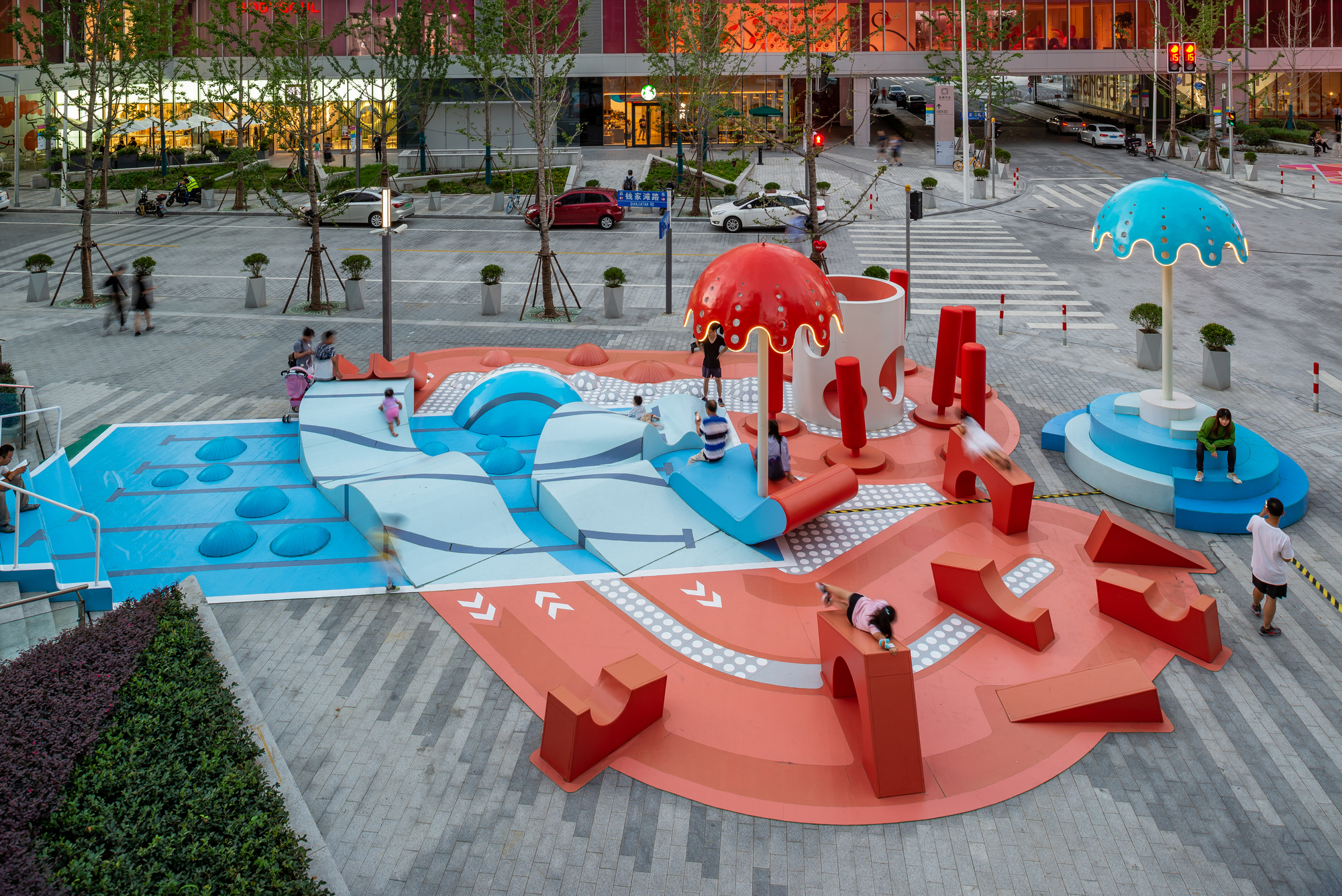 Gallery of Crystal Pool / 100 Architects 16