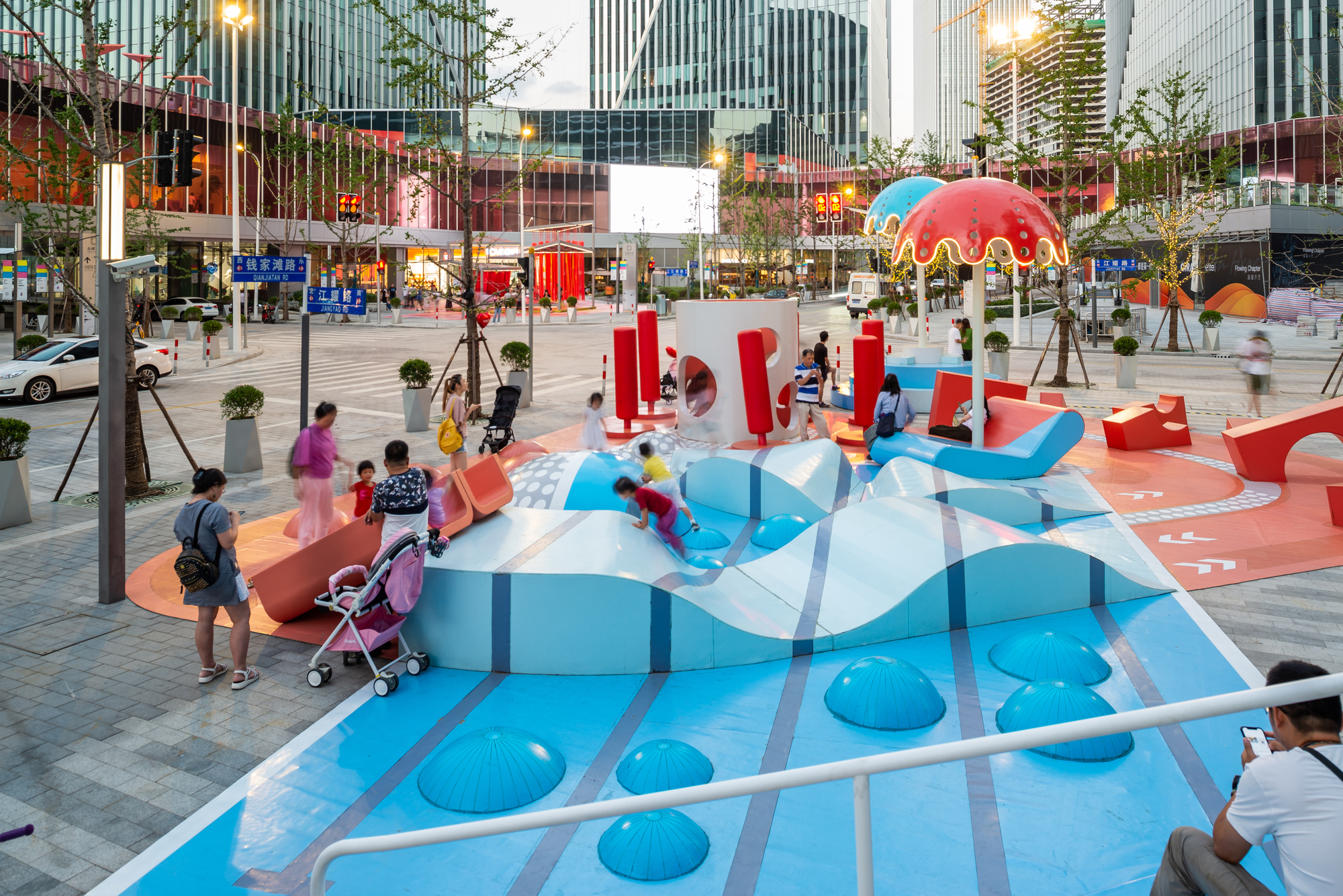 Gallery of Crystal Pool / 100 Architects 3